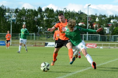 <p>
	2015 Brei&eth;ablik - Fylkir 0 - 1. &nbsp;H&ouml;skuldur Gunnlaugsson treyjutoga&eth;ur hressilega af Andr&eacute;si M&aacute; J&oacute;hannessyni. &nbsp;Mynd: HVH</p>

