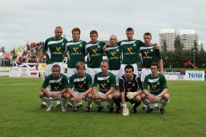 <p>2010 Brei&eth;ablik - Motherwell 0-1. Byrjunarli&eth; Brei&eth;abliks: K&aacute;ri &Aacute;rs&aelig;lsson, Gu&eth;mundur P&eacute;tursson, Alfre&eth; Finnbogason, Elfar Freyr Helgason, Gu&eth;mundur Kristj&aacute;nsson, Kristinn Steind&oacute;rsson, J&ouml;kull I. El&iacute;sarbetarson, Finnur Orri Margeirsson fyrirli&eth;i, Ingvar &THORN;&oacute;r Kale, Arn&oacute;r Sveinn A&eth;alsteinsson. Mynd: Blikar.is</p>