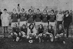 <p>1971 Fyrstu Bikarmeistarar Brei&eth;abliks &iacute; 2. flokki karla.</p>

<p>Efri r&ouml;&eth; f.v. Haraldur Erlendsson &THORN;j&aacute;lfari, &THORN;orgeir Baldursson, Einar &THORN;&oacute;rhallsson, &THORN;orvaldur Baldurs, &Aacute;sgeir Fri&eth;&thorn;j&oacute;fsson, H&ouml;r&eth;ur Har&eth;arson, Bjarni Halld&oacute;rsson, Sveinn Sk&uacute;lason, Bjarni &THORN;orm&oacute;&eth;sson.</p>

<p>Fremri r&ouml;&eth; f.v. Gu&eth;mundur Alfre&eth;sson, &Oacute;lafur Fri&eth;riksson, &Oacute;lafur H&aacute;konarson, Hinrik &THORN;&oacute;rhallsson, Helgi Helgason, G&iacute;sli Sigur&eth;sson.<br />
&nbsp;</p>