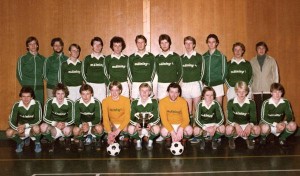 <p>Meistaraflokkur Brei&eth;abliks &aacute;ri&eth; 1979. &THORN;etta li&eth; vann 2. deildina &thorn;a&eth; &aacute;ri&eth;.</p>

<p>Efri r&ouml;&eth;: J&oacute;n Hermansson &thorn;j&aacute;lfari, Arn&oacute;r Arn&oacute;rsson, Sigur&eth;ur Halld&oacute;rsson, Birgir Teitsson, &THORN;&oacute;r Hrei&eth;arsson, Helgi Helgason, Valdimar Valdimarsson, Benedikt Gu&eth;mundsson, Sveinn &Oacute;ttoson, G&iacute;sli Sigur&eth;sson, J&oacute;n Ingi Ragnarsson forma&eth;ur.</p>

<p>Ne&eth;ri r&ouml;&eth;: Sigurj&oacute;n Rannversson, Ingvar Teitsson, Gunnlaugur Helgason, Sveinn Sk&uacute;lason, Vignir Baldursson fyrirli&eth;i, &Oacute;lafur H&aacute;konarson, Sigur&eth;ur Gr&eacute;tarsson, &Oacute;lafur Bj&ouml;rnsson, Ing&oacute;lfur Ing&oacute;lfsson&nbsp;</p>