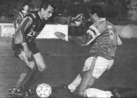 <p>
	V&iacute;kingur - Brei&eth;ablik &aacute;ri&eth; 1991. Pavol Kretovic &iacute; bar&aacute;ttu vi&eth; Gu&eth;mund Steinsson. Brei&eth;ablik vann 2-0. Mynd: Morgunbla&eth;i&eth;</p>
