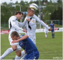 <p>
	Borgunarbikarinn 2012. Brei&eth;ablik - B&Iacute;/Bolungarv&iacute;k 5 - 0. &nbsp;Petar og Sverrir - sl&aacute;st - um boltann. &nbsp;Mynd: Torfi J&oacute;hannesson - F&oacute;tbolti.net</p>
