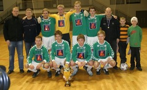 <p>Brei&eth;ablik var&eth; &Iacute;slandsmeistari &iacute; innanh&uacute;ssknattspyrnu &aacute;ri&eth; 2006. &THORN;a&eth; var &iacute; s&iacute;&eth;asta skipti sem leiki&eth; var til sigurs um &thorn;ann titil.</p>

<p>Efri r&ouml;&eth; f.v: Einar Kristj&aacute;n J&oacute;nsson forma&eth;ur knattspyrnudeildar, &Oacute;lafur Bj&ouml;rnsson forma&eth;ur meistraflokksr&aacute;&eth;s, Kristj&aacute;n &Oacute;li Sigur&eth;sson, Hj&ouml;rvar Hafli&eth;ason, Birgir Hrafn Birgisson, Arn&oacute;r Sveinn A&eth;alsteinsson, &Ouml;rn &Ouml;rlygsson li&eth;stj&oacute;rn, Adam &Ouml;rn Arnarson, &Oacute;svald Traustason.</p>

<p>Fremri r&ouml;&eth; f.v.: Stein&thorn;&oacute;r Freyr &THORN;orsteinsson, Alfre&eth; Finnbogason, Gu&eth;j&oacute;n Gunnarsson, Eysteinn &Iacute;varsson.</p>