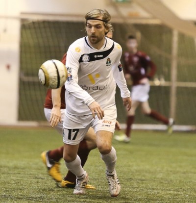 <p>
	J&ouml;kull Ingason El&iacute;sarbetarson &iacute; leik gegn Selfyssingum &iacute; Lengjubikarnum 2013. Blikar unnu leikinn 3-1. Mynd: F&oacute;tbolti.net - Hafli&eth;i Brei&eth;fj&ouml;r&eth;</p>
<p>
	<br />
	&nbsp;</p>
