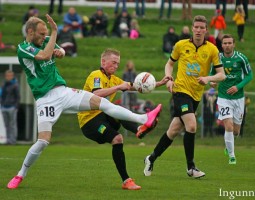 <p>
	2016 Borgunarbikarinn 16 li&eth;a &uacute;rslit. &Iacute;A - Brei&eth;ablik 1-2. Gu&eth;mundur Atli Stein&thorn;&oacute;rsson &iacute; har&eth;ri bar&aacute;ttu. Mynd: Ingunn</p>
