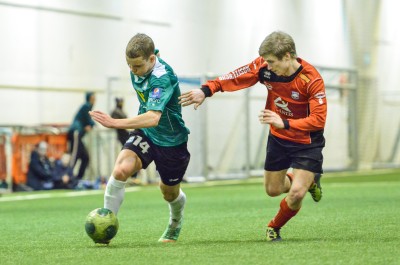 <p>
	2014 Brei&eth;ablik - Afturelding 4 - 0. &nbsp;H&ouml;skuldur Gunnlaugsson brunar upp h&aelig;gri kantinn. &nbsp;Mynd: HVH</p>
