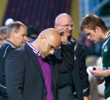 <p>2010 Morherwell - Brei&eth;ablik 1-0. &THORN;j&aacute;lfarinn, li&eth;sstj&oacute;rinn, sj&uacute;kra&thorn;j&aacute;lfarinn og Gu&eth;mundur P&eacute;tursson ni&eth;url&uacute;tir eftir naumt tap. Mynd: Mwell&nbsp;</p>